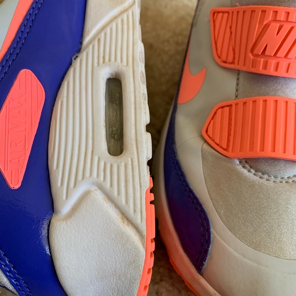Nike Air Max Tiny 90 - Picture 2 of 10